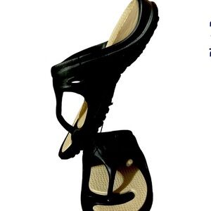 $10 Throwback Thursday! ✨nothinZ Unisex Kids or Ladies Comfort Thongs Flip Flops